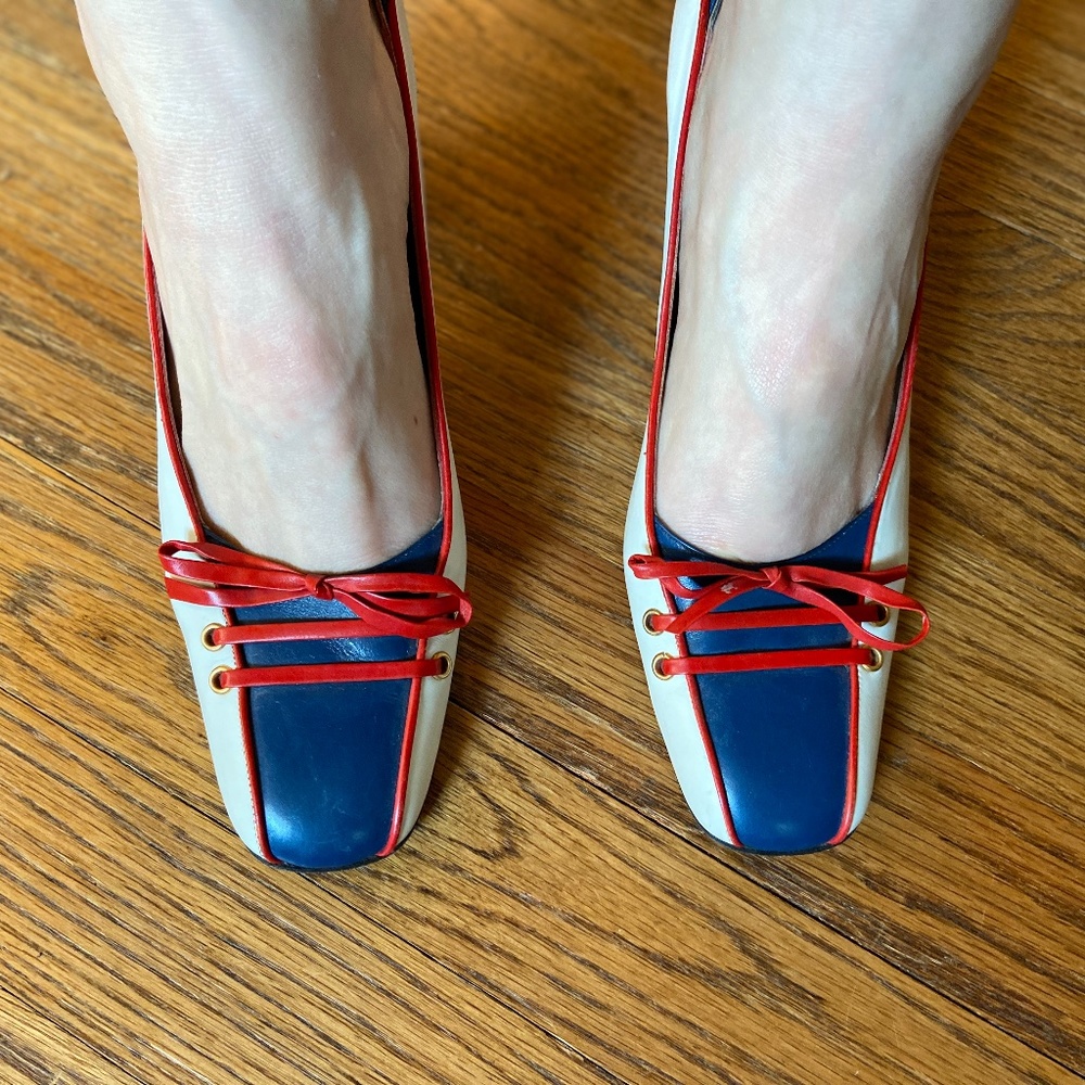 VINTAGE Salvatore Ferragamo heels